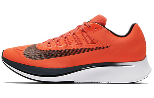 

Кроссовки Nike Zoom Fly Bright Crimson