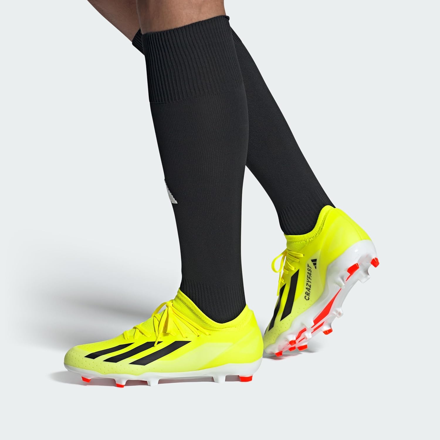 Кроссовки adidas для взрослых унисекс, EU, белый/черный/желтый — фото 2