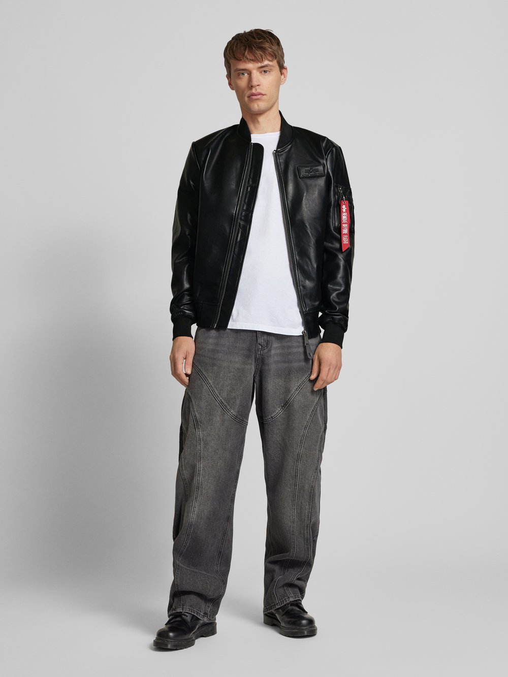 

Куртка-бомбер из искусственной кожи Alpha Industries, черный