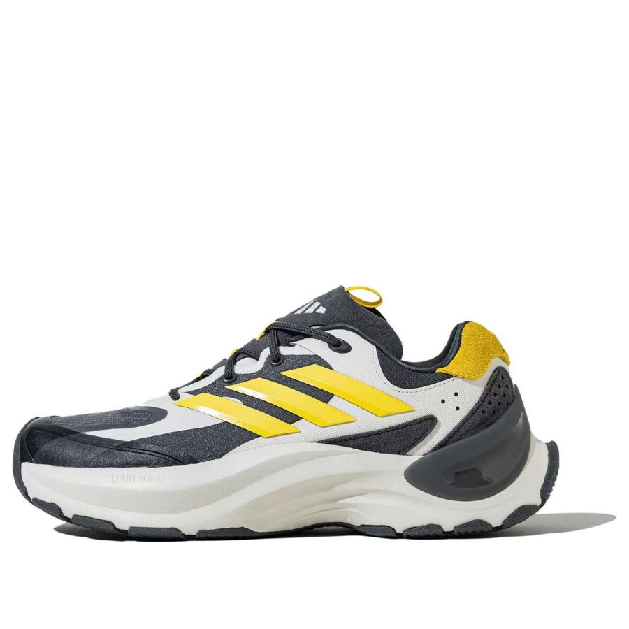 

Кроссовки adidas Maxxwavy ADV 'Black Yellow', черный