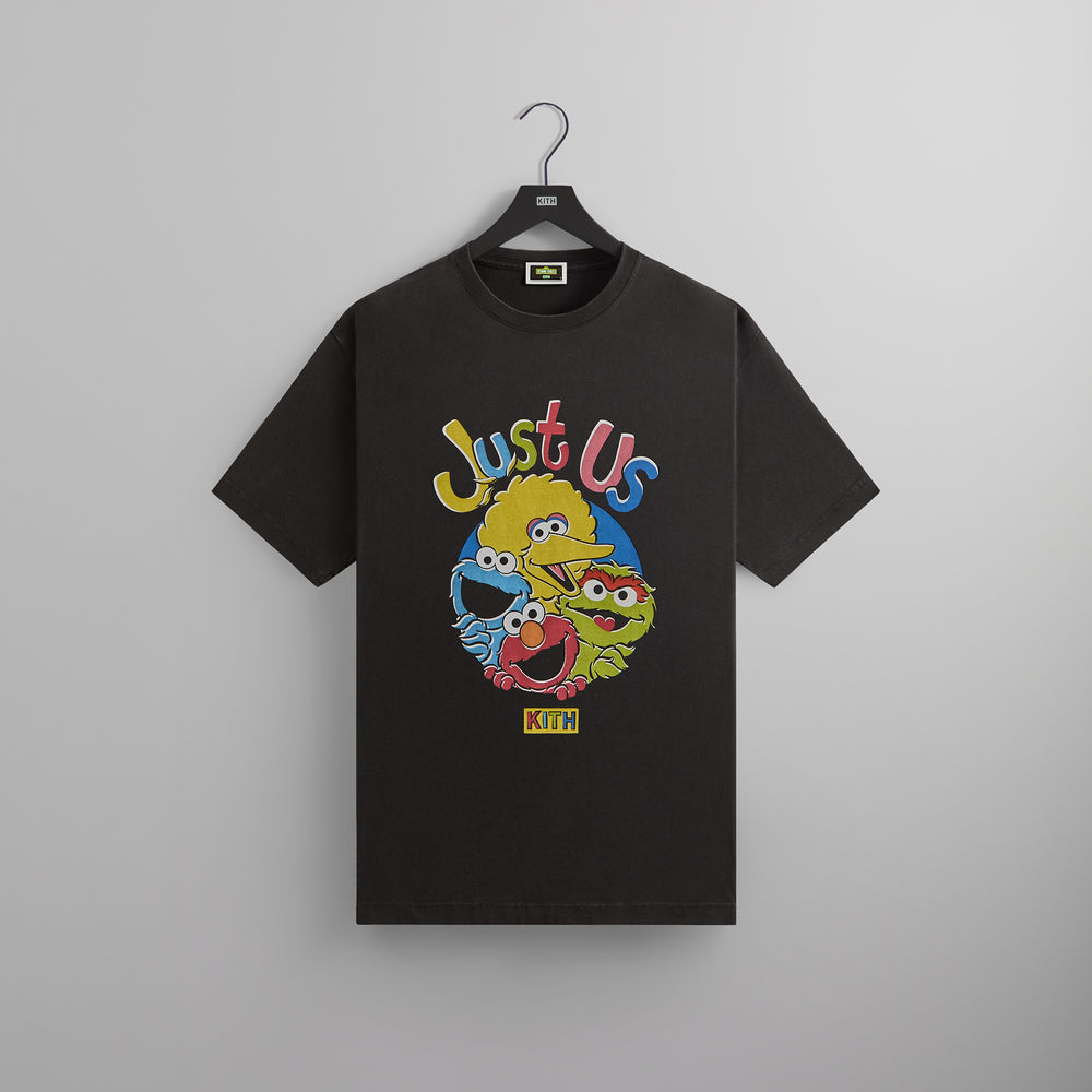 

Футболка Kith for Sesame Street Just Us Vintage Tee, черный