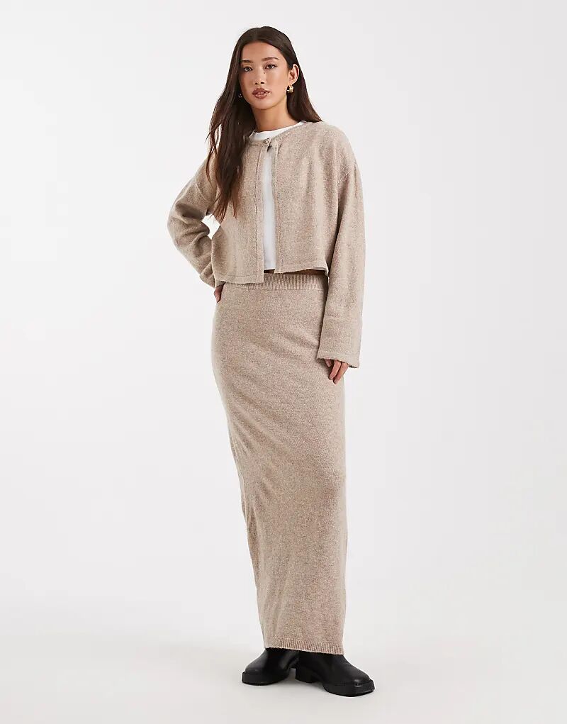 

Трикотажная юбка миди Pieces Coord в цвете серо-коричневый меланж