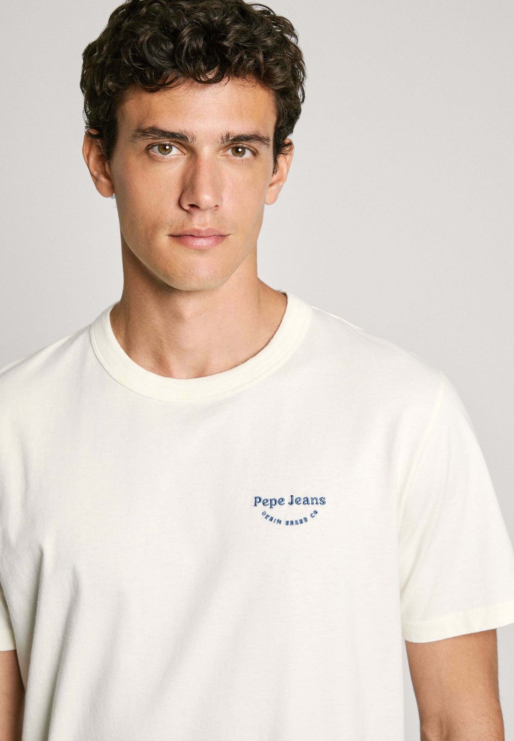 

Базовая футболка ARIS Pepe Jeans, молочный