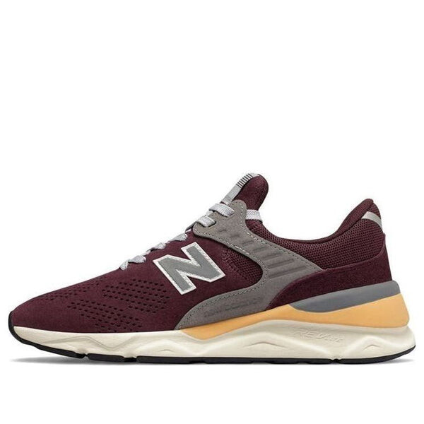 

Кроссовки х 90 New Balance, красный