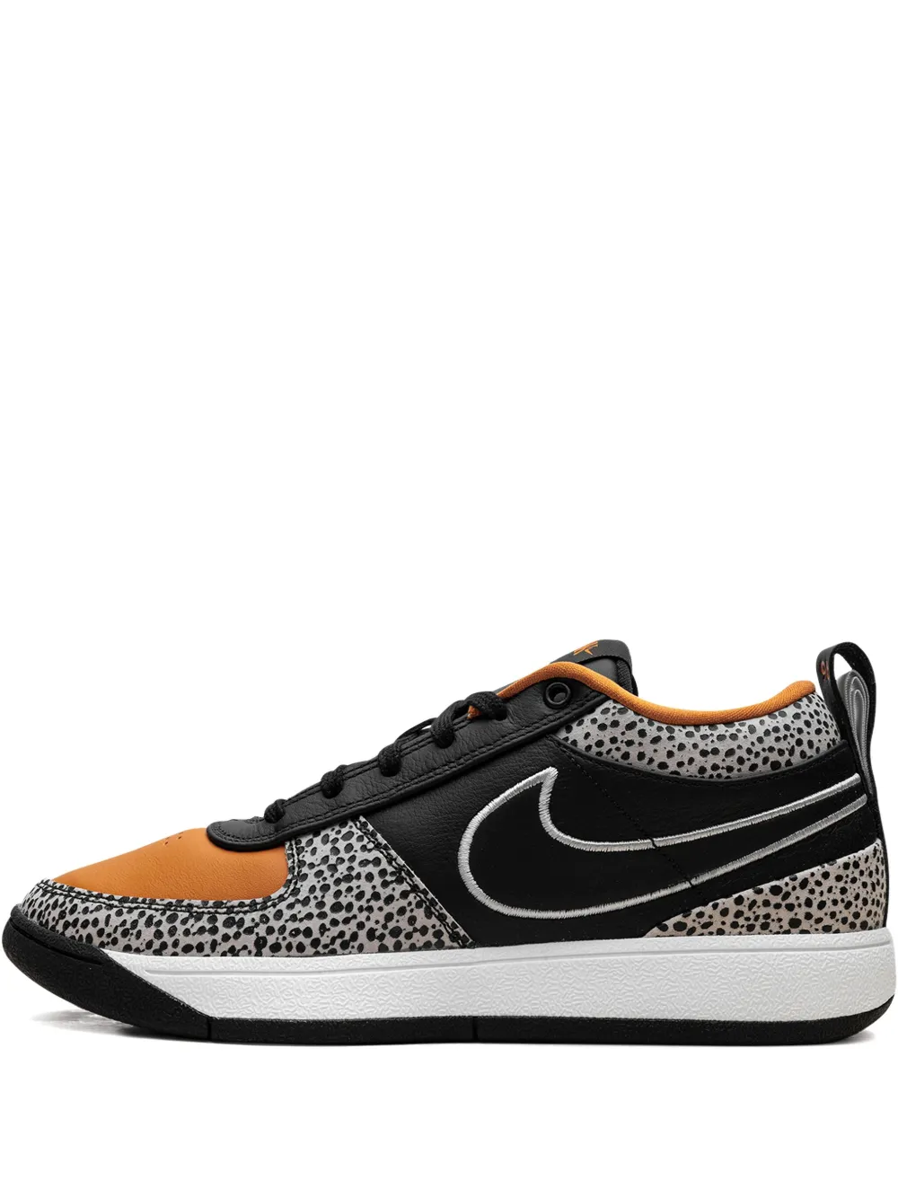 

Кроссовки Книга 1 Nike, черный