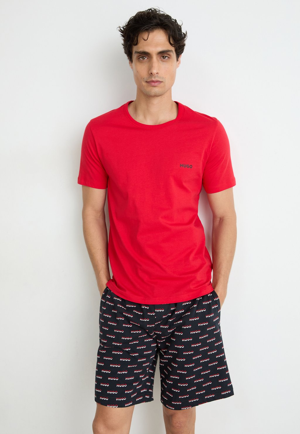 

Нижняя футболка 3 PACK HUGO, черный