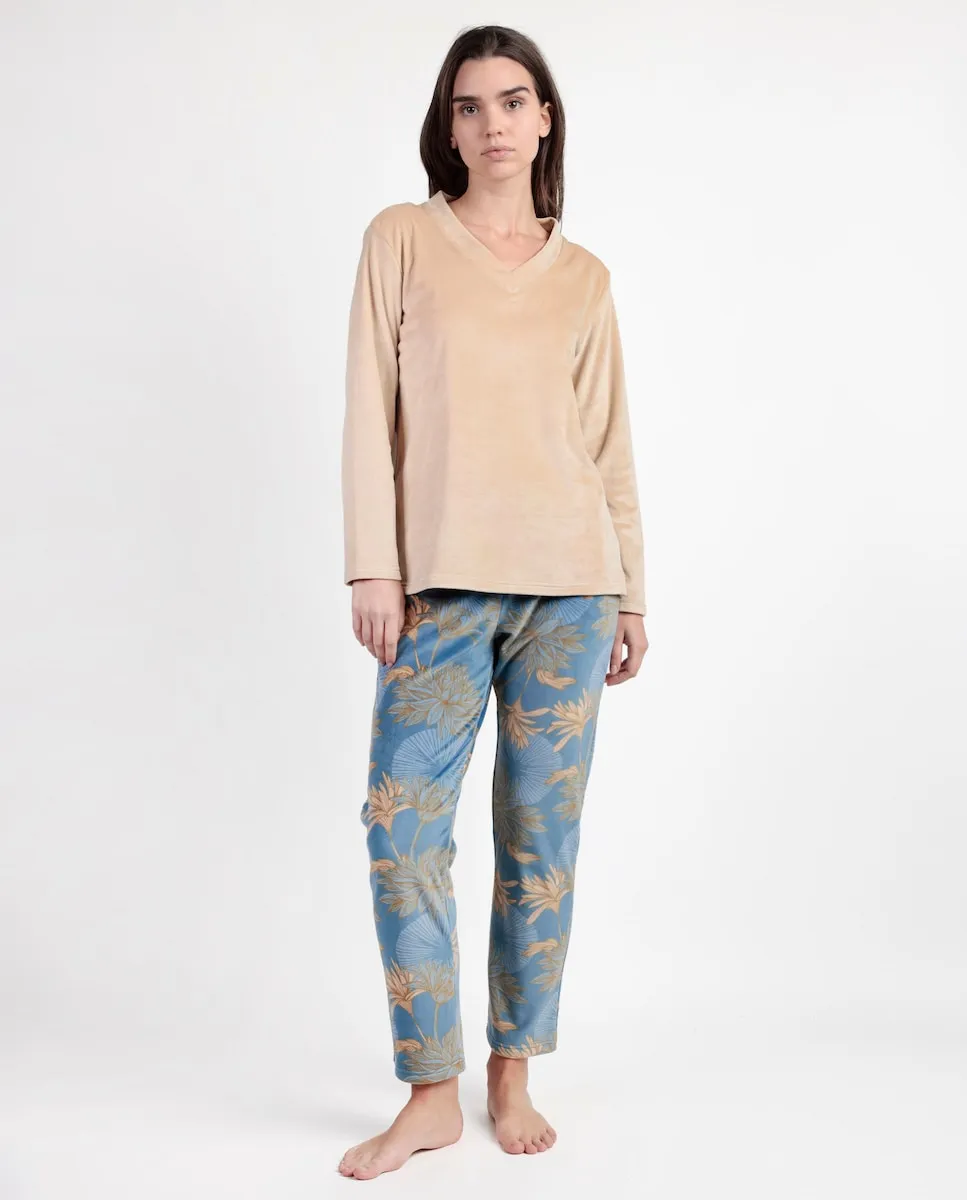 

Женская пижама с длинными штанинами из мягкого бархатного материала цвета верблюжьей шерсти Admas