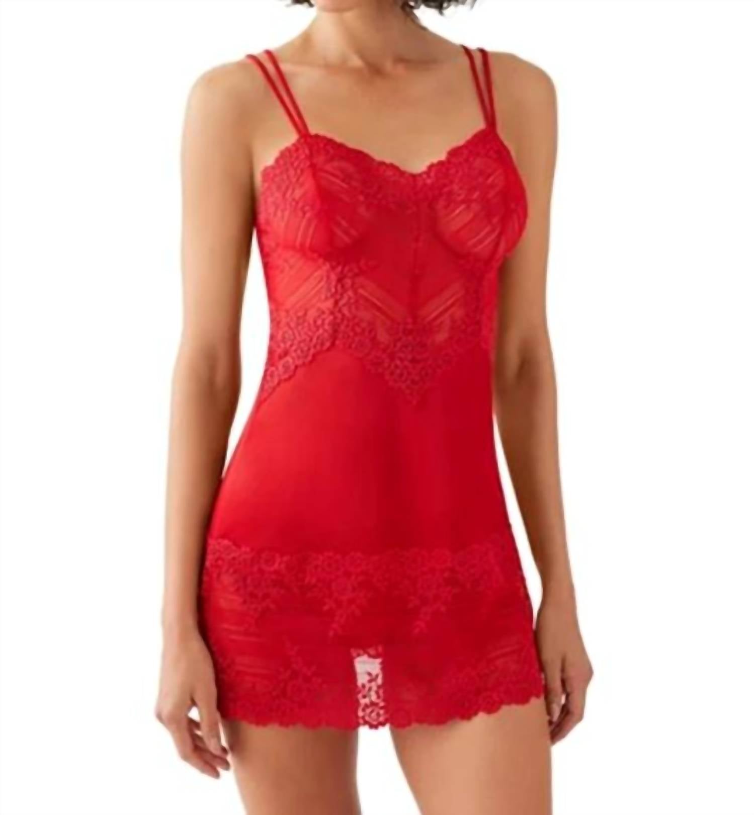 

Кружевная сорочка Embrace в цвете Equestrian Red Wacoal