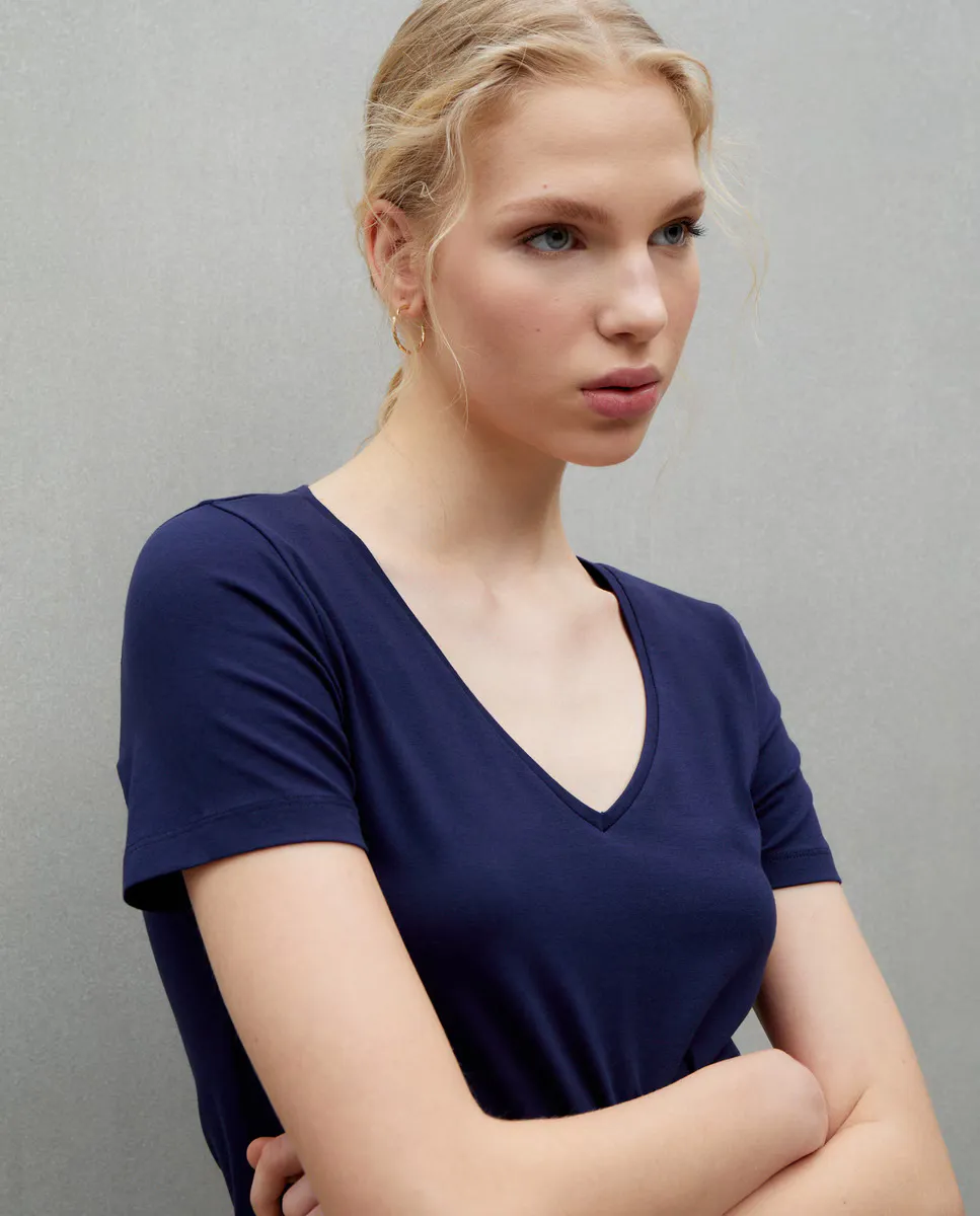 

Женская однотонная футболка с коротким рукавом Easy Wear, цвет Marino