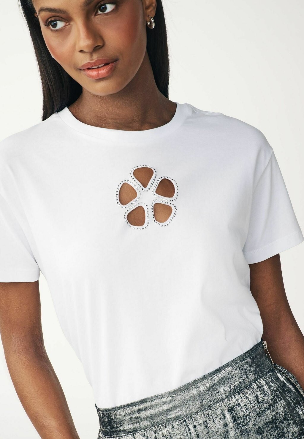 

Принт на футболке CUT OUT DETAIL, REGULAR FIT Next, белый