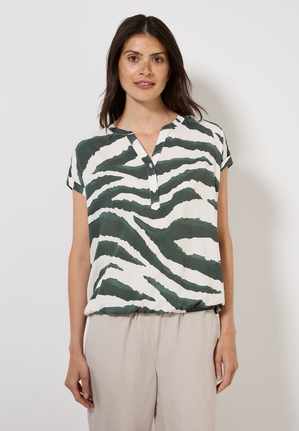 

Блуза SPLIT NECK PRINT Cecil, хаки