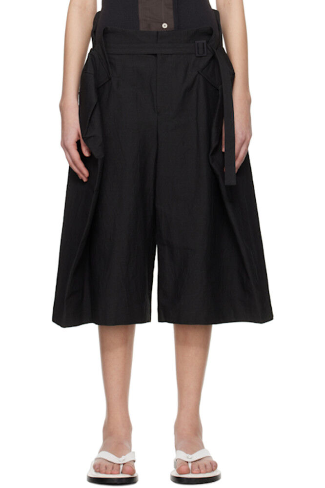 

Черные шорты, складывающиеся в форму ISSEY MIYAKE