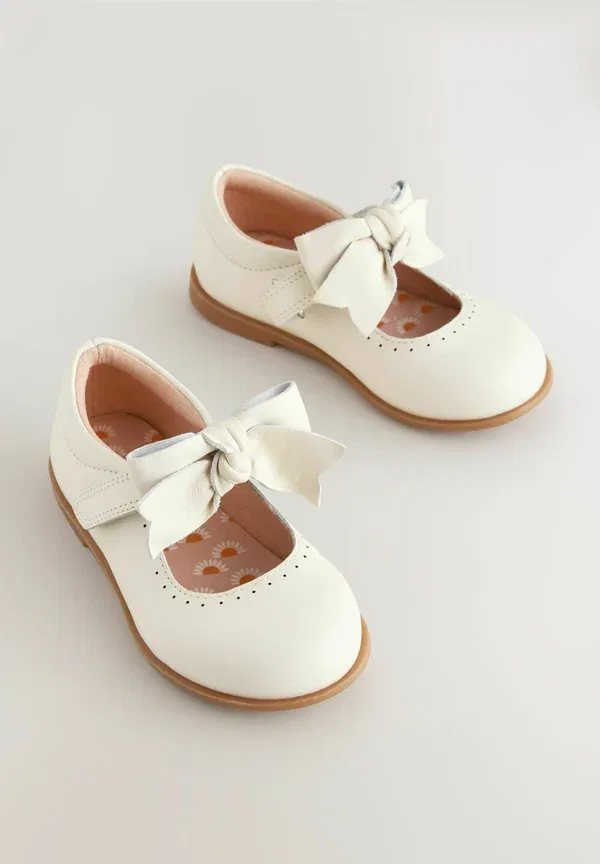 Балетки Next Regular fit ankle strap, белый — фото 2