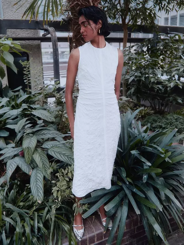 

Платье Whistles Lori Ruched Midi, слоновая кость
