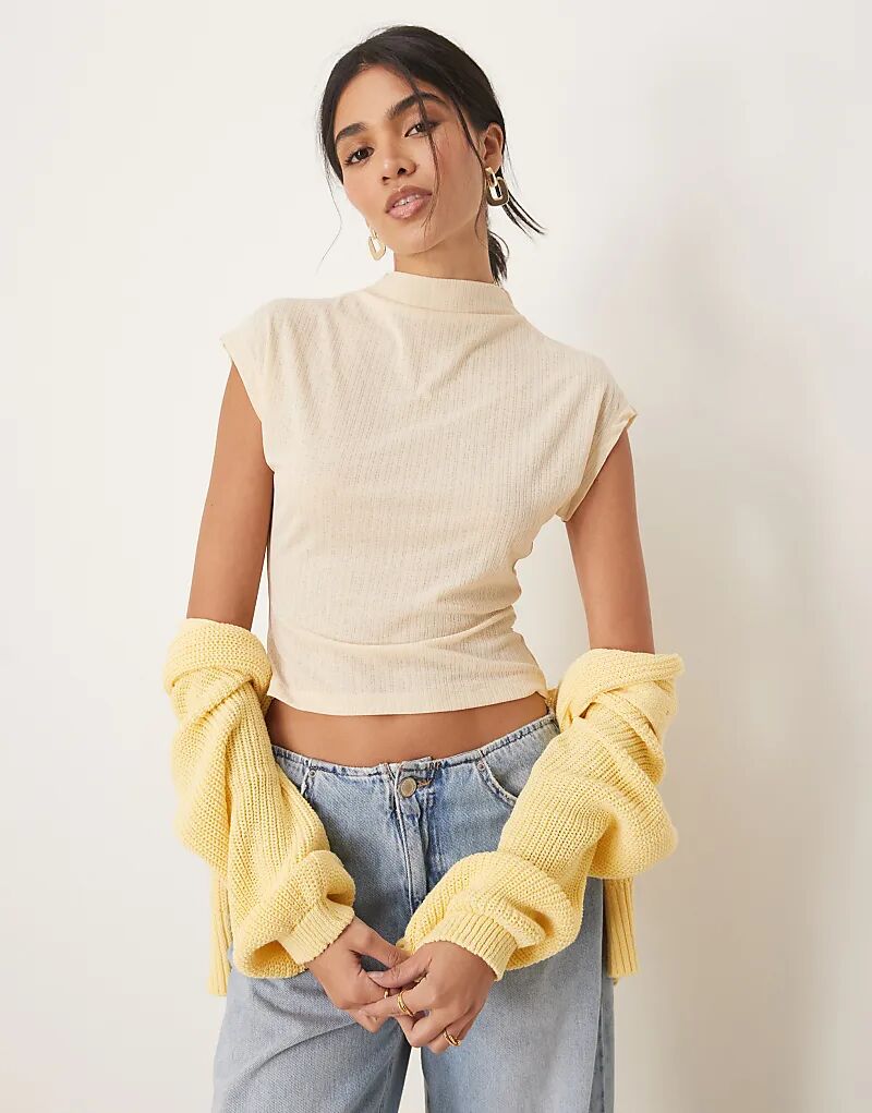 

Футболка ASOS DESIGN с сухими ручками и рубчиком на горловине, кремового цвета