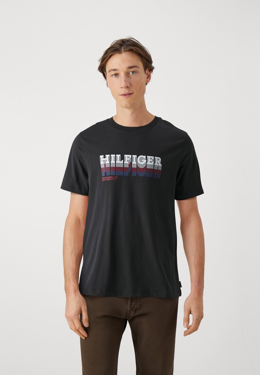 

Футболка с принтом FADE TEE Tommy Hilfiger, цвет black