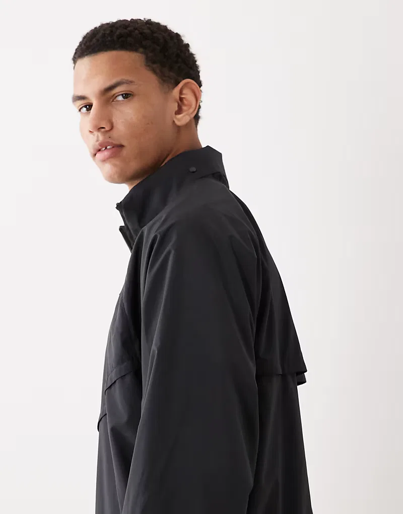Легкая куртка Nike Windrunner с застежкой-молнией до середины груди, черный — фото 4