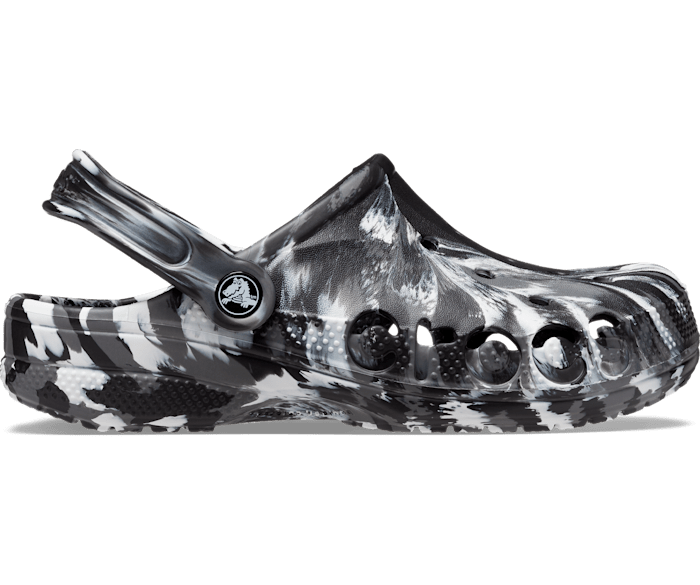 

Сабо Baya с мраморной отделкой Crocs женские, цвет Black / White