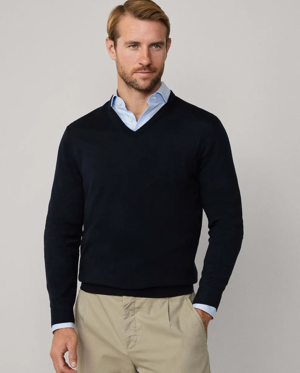 

Мужской свитер из мериносовой шерсти с шелком с V-образным вырезом Hackett, темно-синий