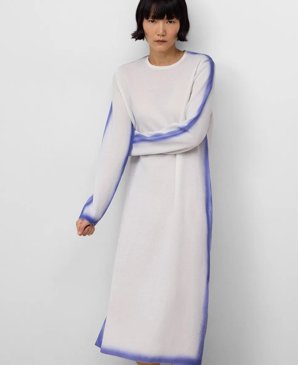 

Вязаное платье с эффектом спрея Adolfo Dominguez, белый/синий