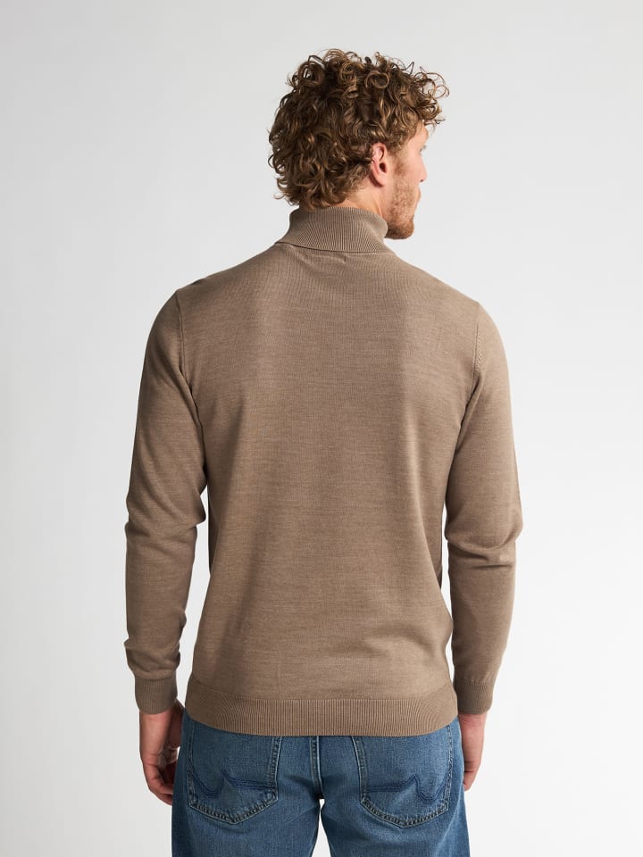 

Тонкий трикотажный свитер с высоким воротом Vail оранжевого цвета Petrol Industries