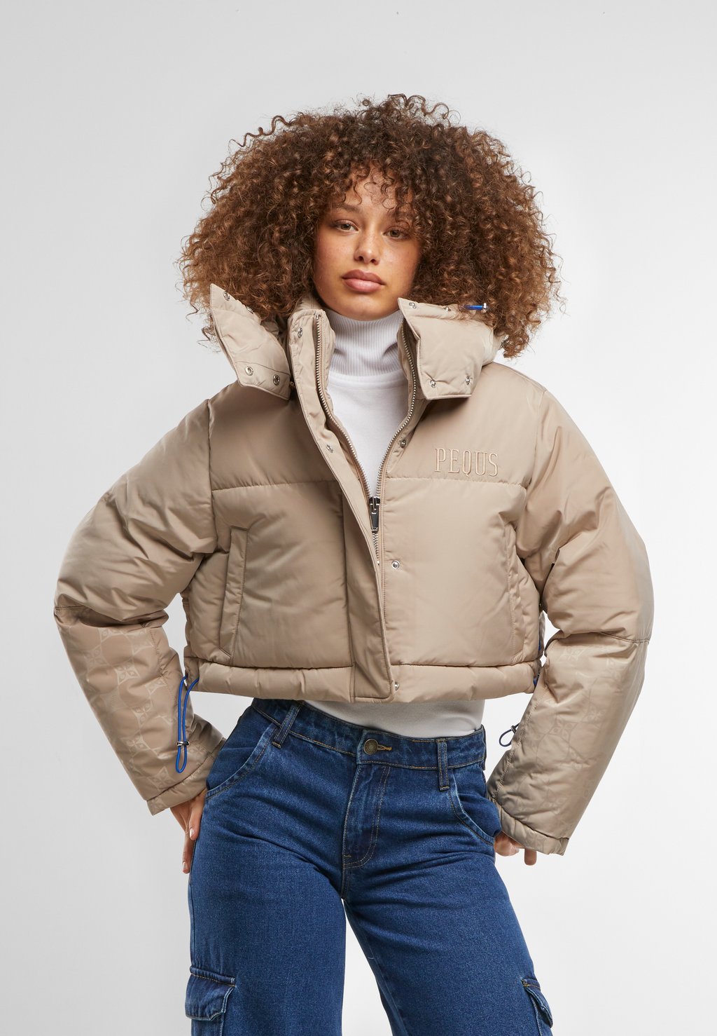 

Зимняя куртка AETHER CROPPED PUFFER PEQUS, бежевый