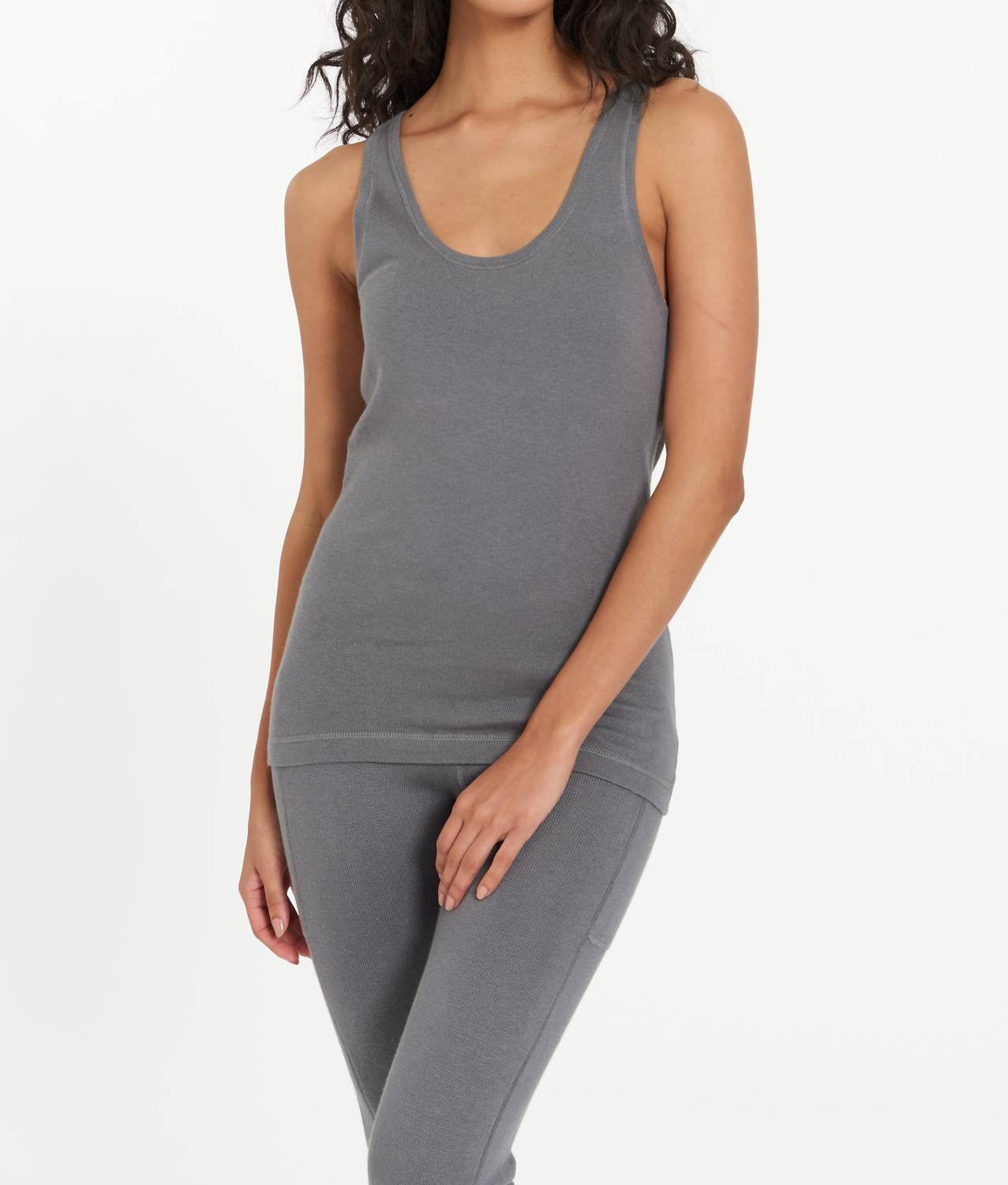 

Футболка Tucson с U-образным вырезом в гранитно-сером цвете LEIMERE, серый