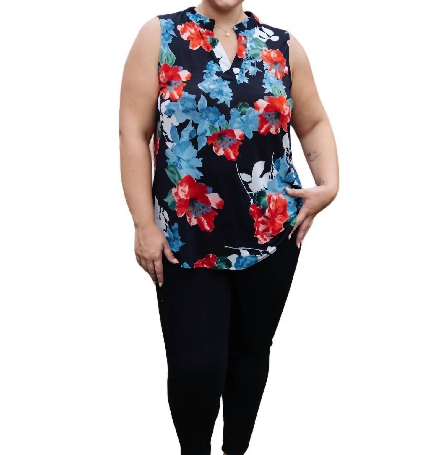 

Футболка без рукавов "Роза под любым именем" в черном цвете Shopin in LA