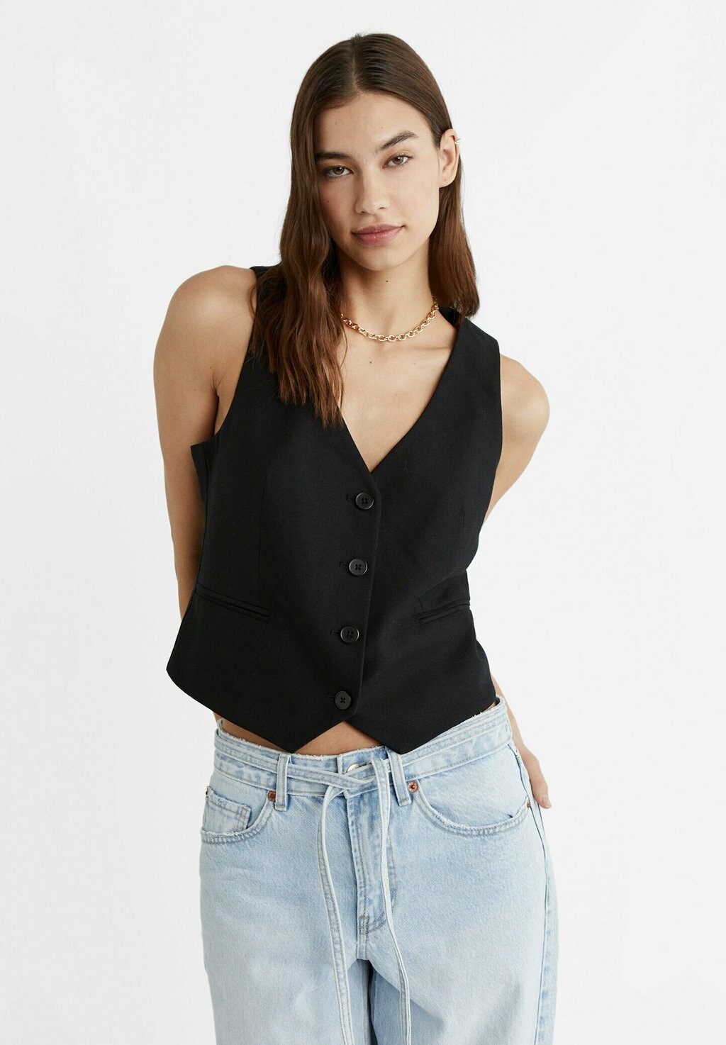 

Жилет SHORT BUTTONED Stradivarius, цвет black