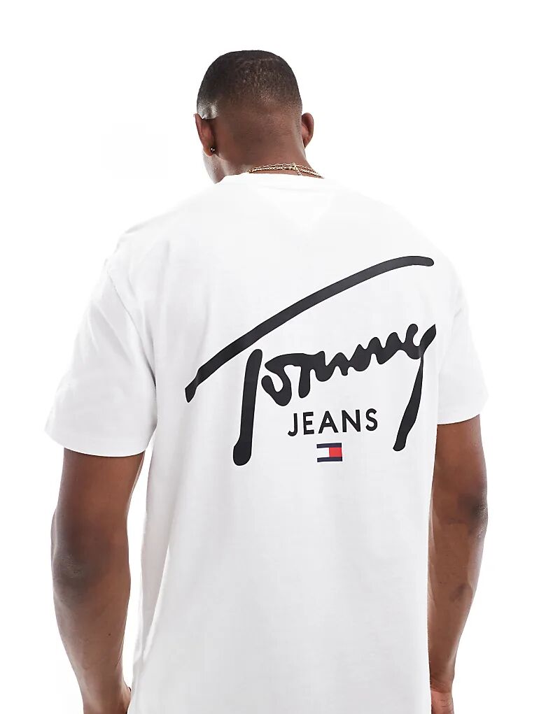 

Tommy Jeans – Футболка белого цвета с фирменным принтом на спине