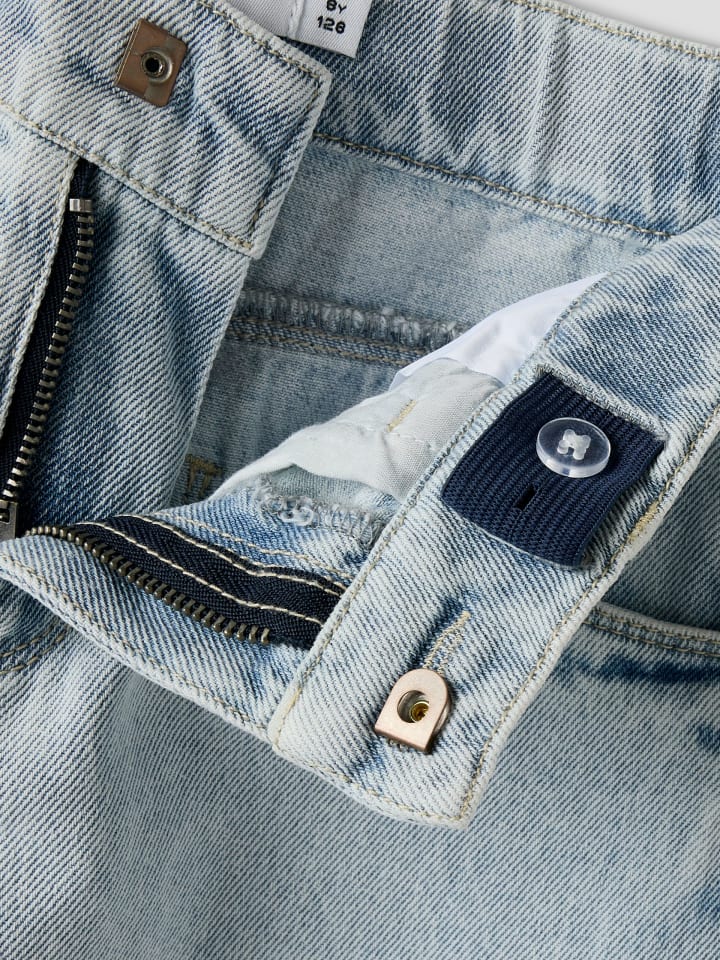 Name it Джинсы с широкими штанинами NKFBELLA SKATER XWIDE JEANS 3111-ZA светло-голубого выбеленного денима — фото 3