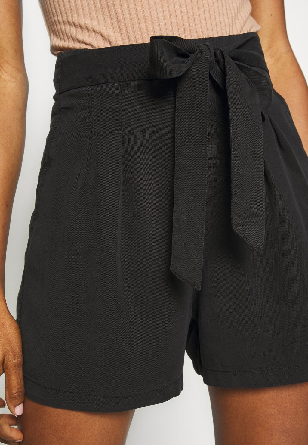 

Шорты Mia Hr Summer Ga Noo Vero Moda, черные
