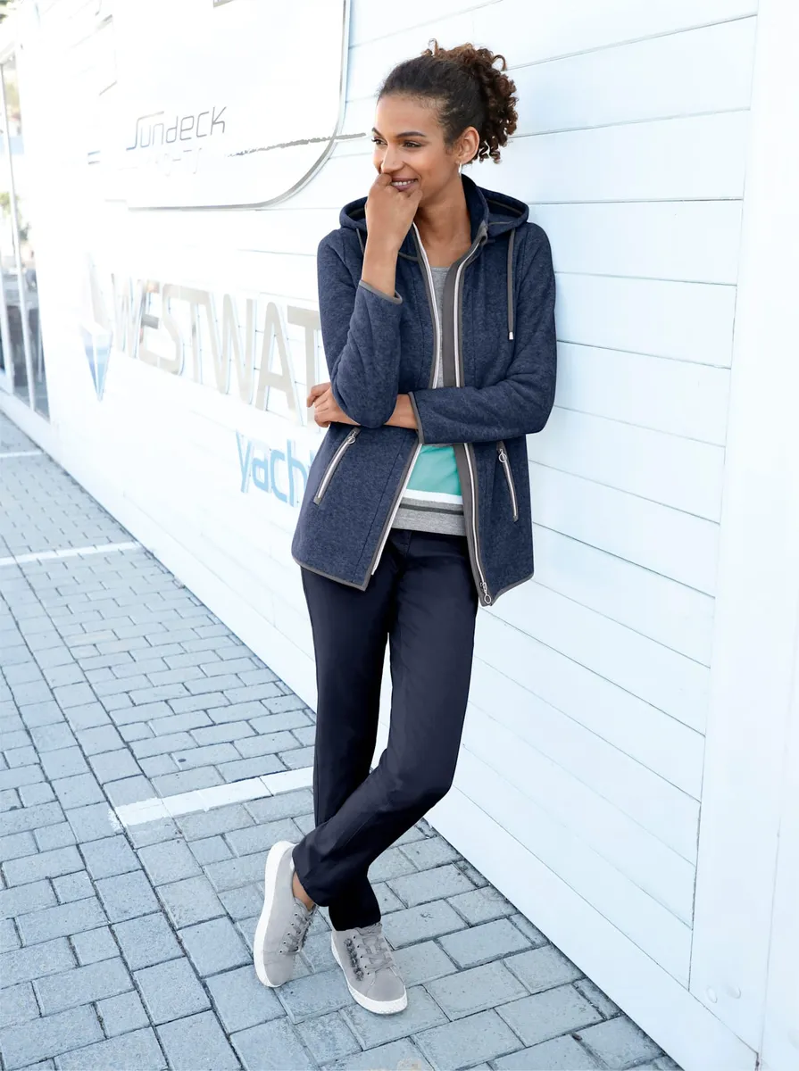 

Повседневный образ флисовая куртка Casual Looks, синий