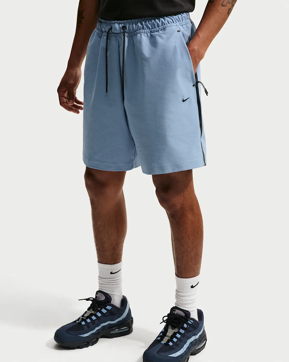 Мужские шорты Nike Tech Dri-FIT Shori Knit, Work Blue/Black — фото 2