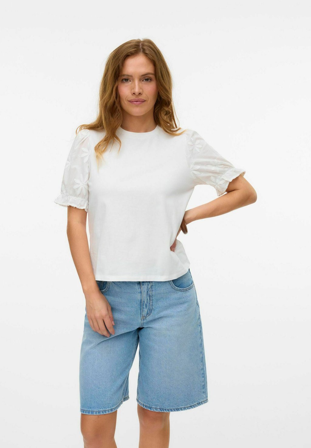 

Футболка с принтом VMSENNA Vero Moda, белый