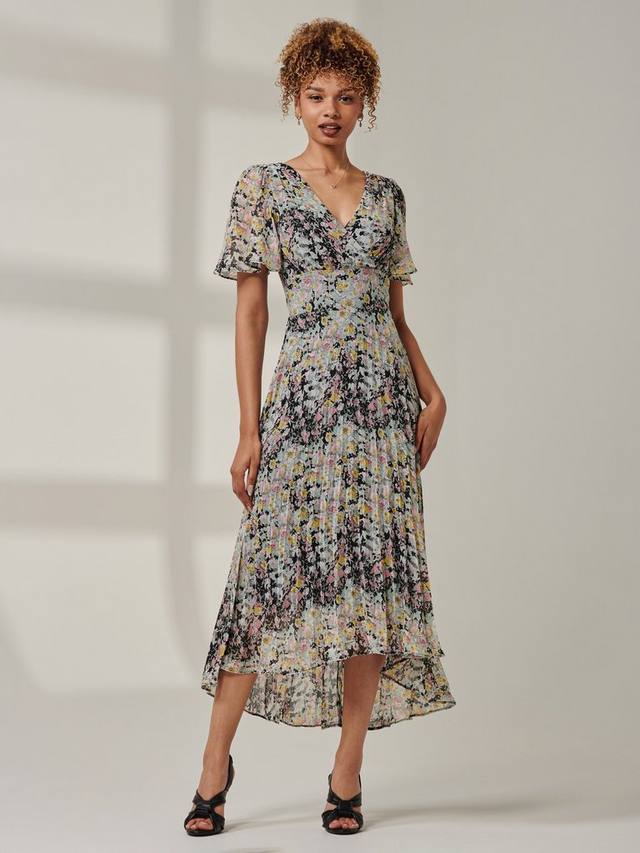 

Флоральное платье с короткими рукавами и v-образным вырезом миди Jolie Moi