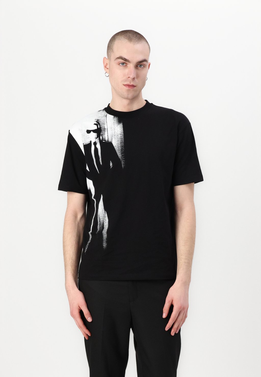 

Футболка с принтом CREW NECK KARL LAGERFELD, черный