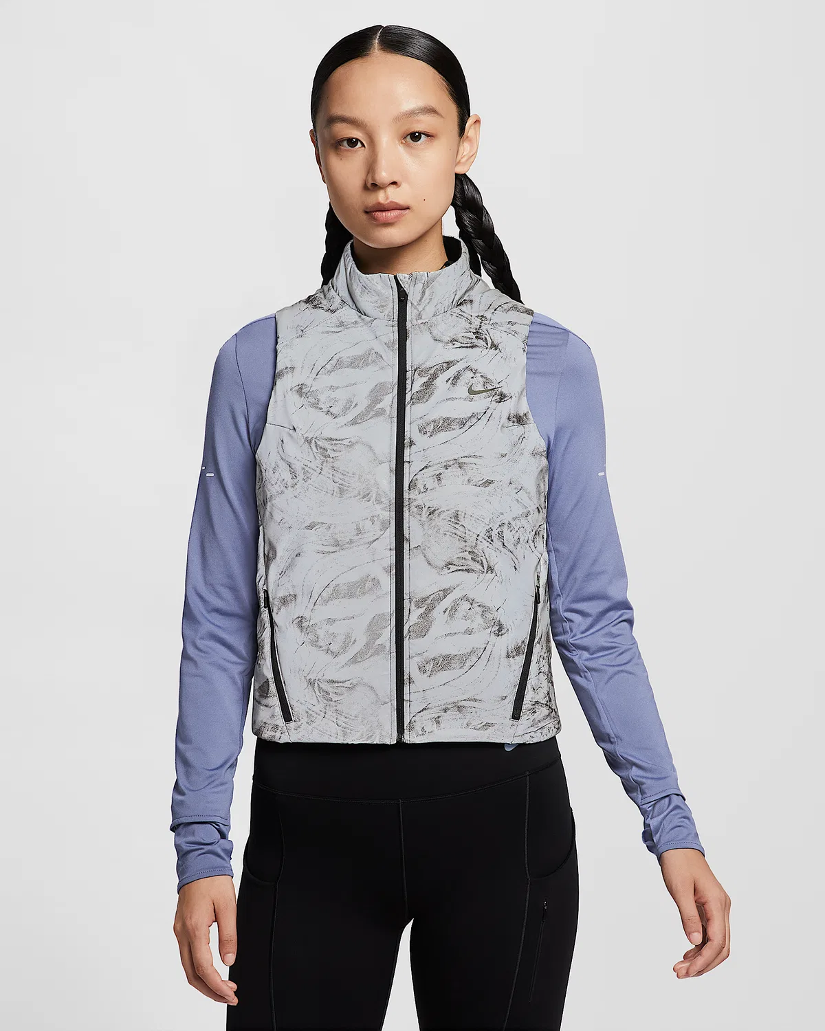 Женский жилет для бега Nike Swift Therma-FIT ADV с отражающими элементами, Vast Grey/Black