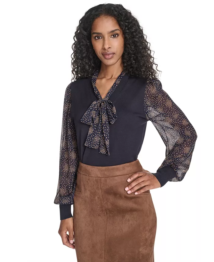 

Женский свитер с V-образным вырезом и цветочным принтом в смешанной технике Tommy Hilfiger, синий