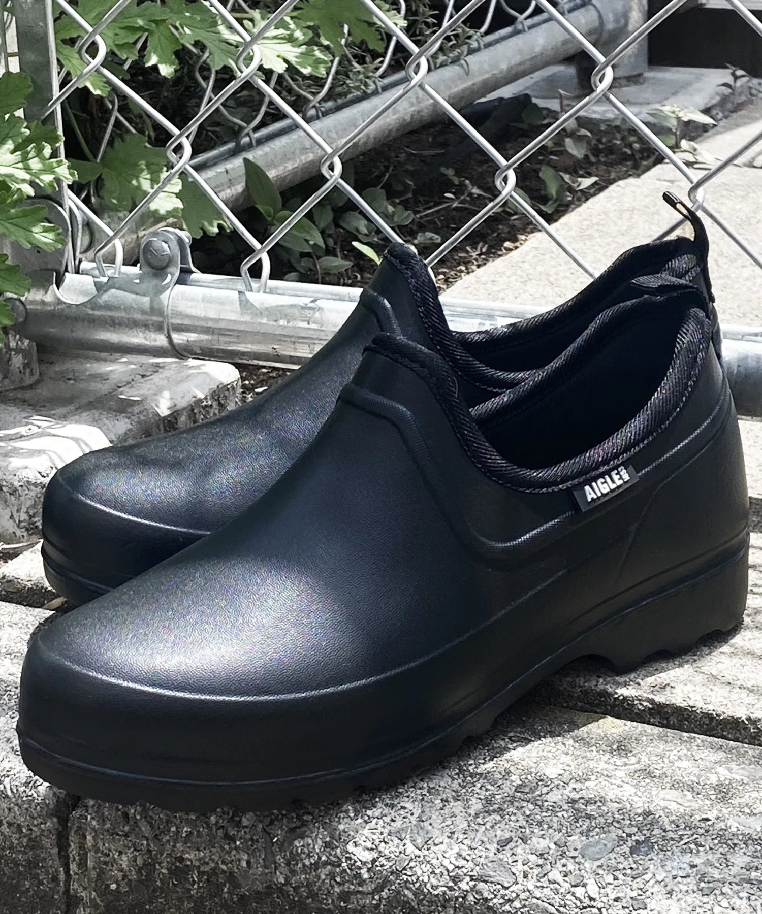 Унисекс непромокаемые лёгкие клоги AIGLE Taden Plus 2 чёрные