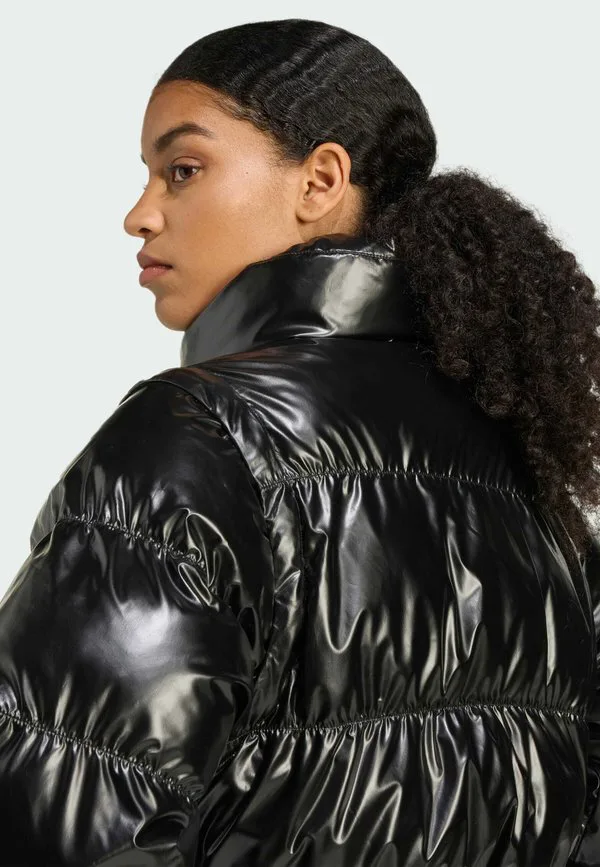 Глянцевая укороченная зимняя куртка essentials 2-в-1 Adidas Originals, Black — фото 4