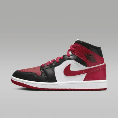 

Кроссовки Jordan Air 1 Mid, цвет Black/White/Gym Red