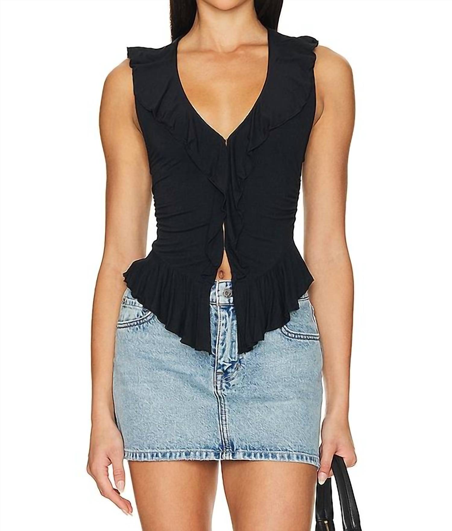 

Майка Ruffle Me Away черного цвета Free People
