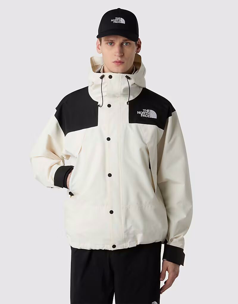 

Горная куртка North Face Dryvent mono в цвете «белая дюна/черный tnf» The North Face