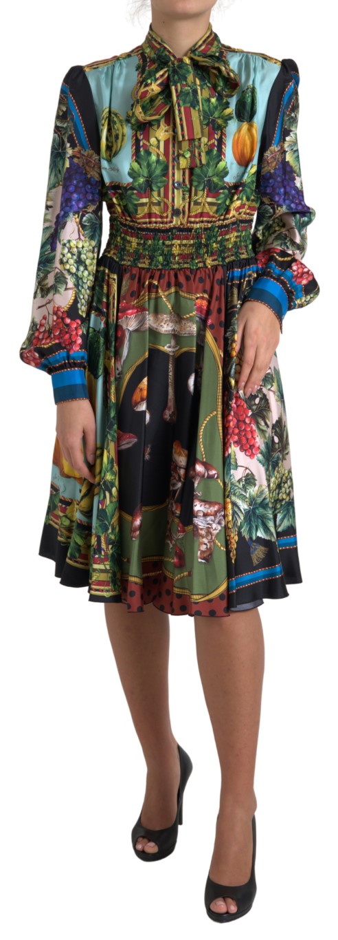 

Элегантное разноцветное шелковое платье А-силуэта Dolce & Gabbana