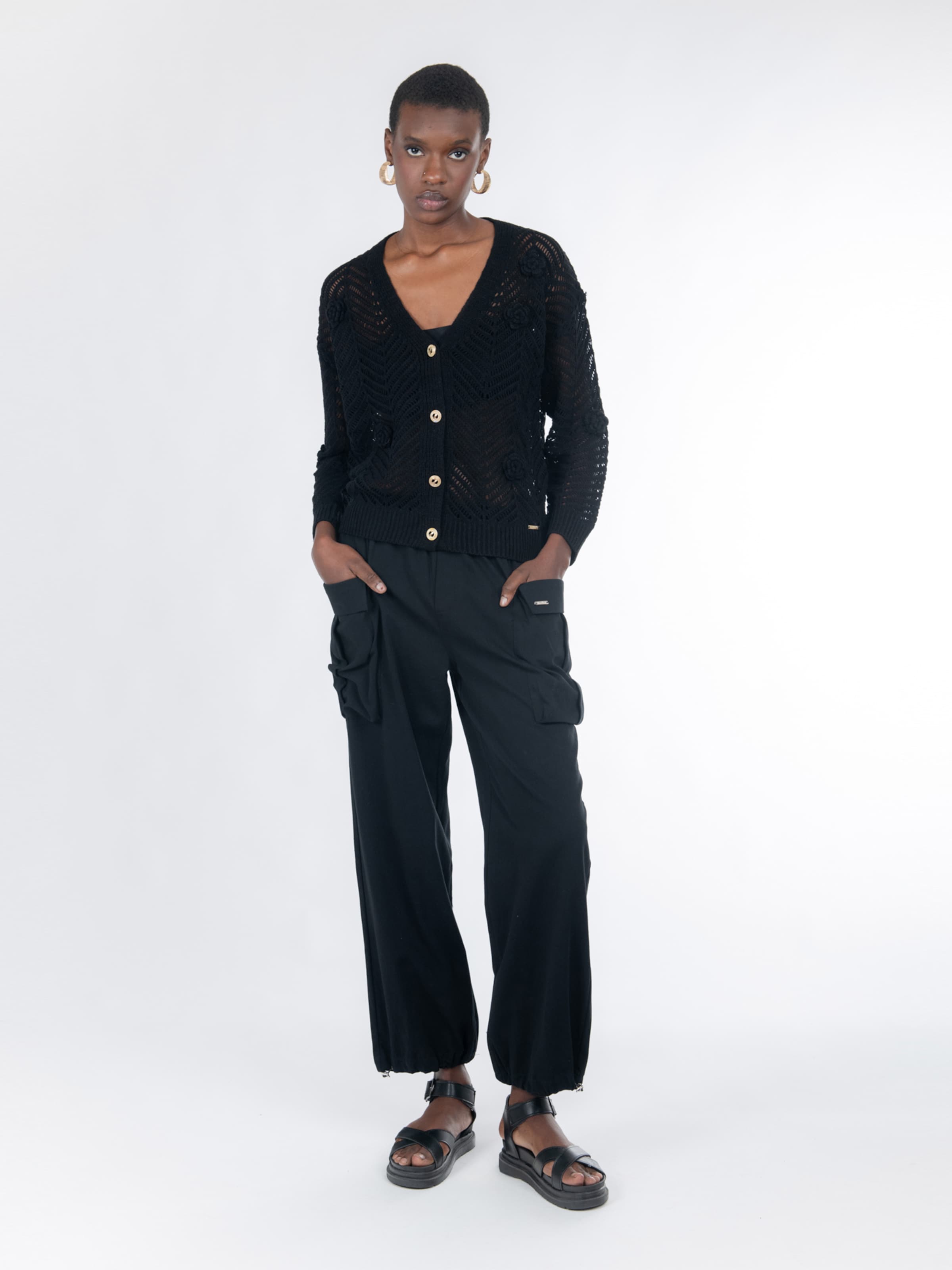 

Influencer Черный оверсайз кардиган