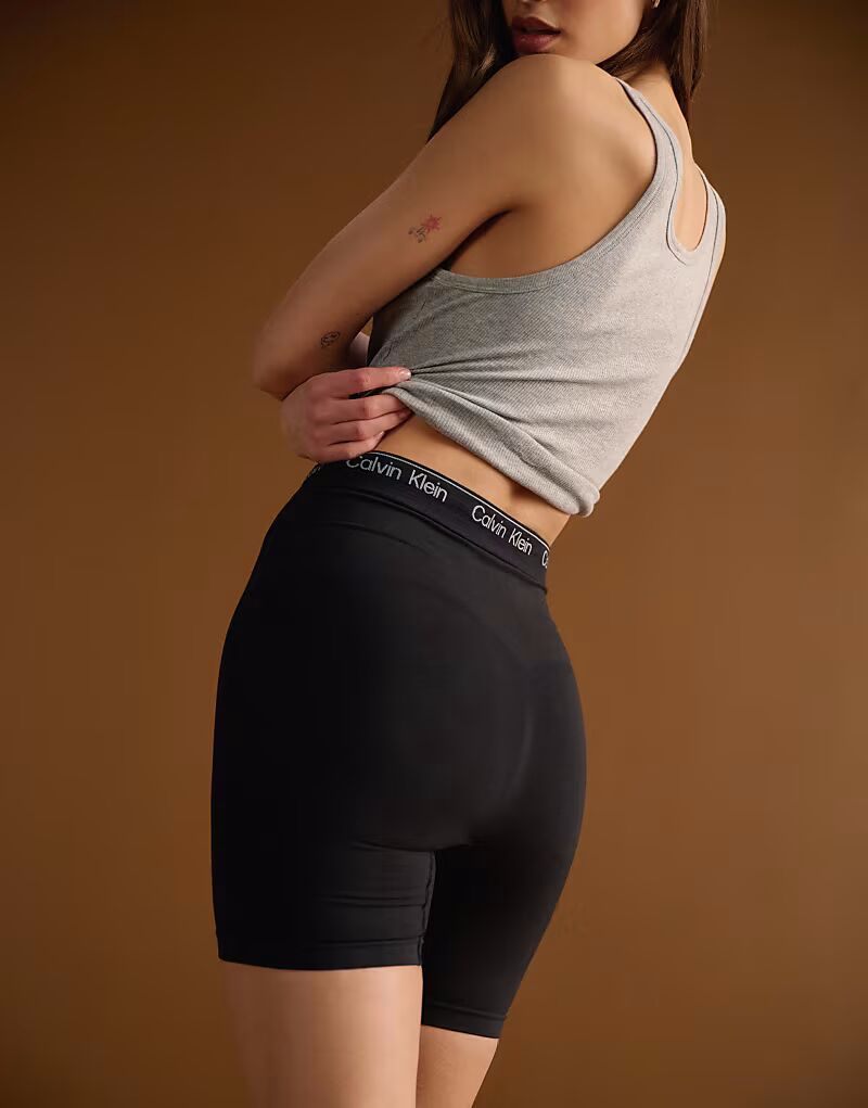 

Бесшовные шорты Calvin Klein Shapewear с высокой талией черного цвета