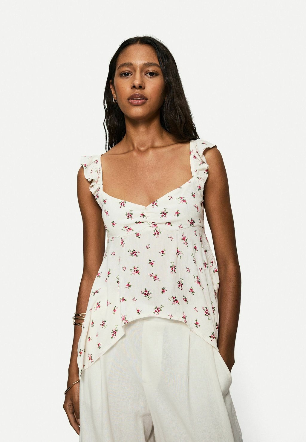 

Блуза TEXTURED Bershka, коричневый