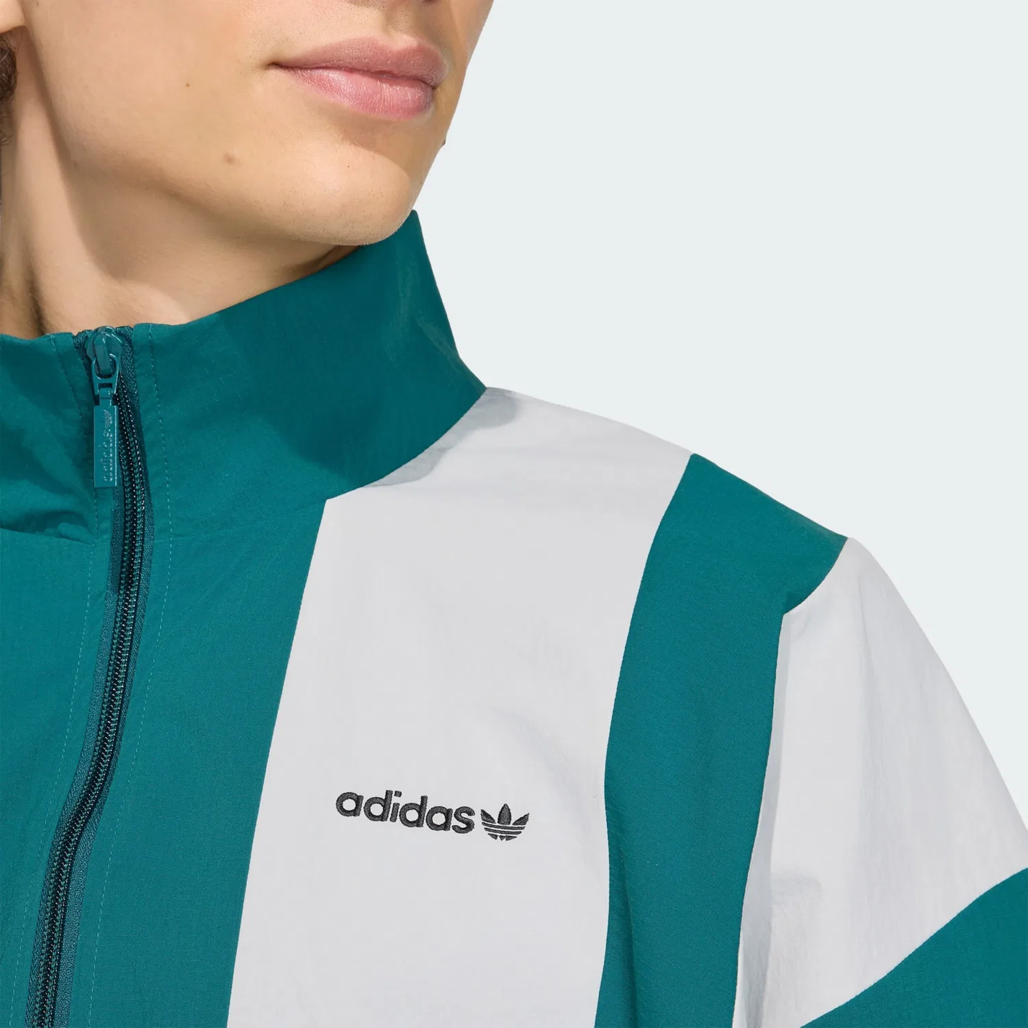Куртка Adidas Originals Between-Season изумрудного цвета — фото 4