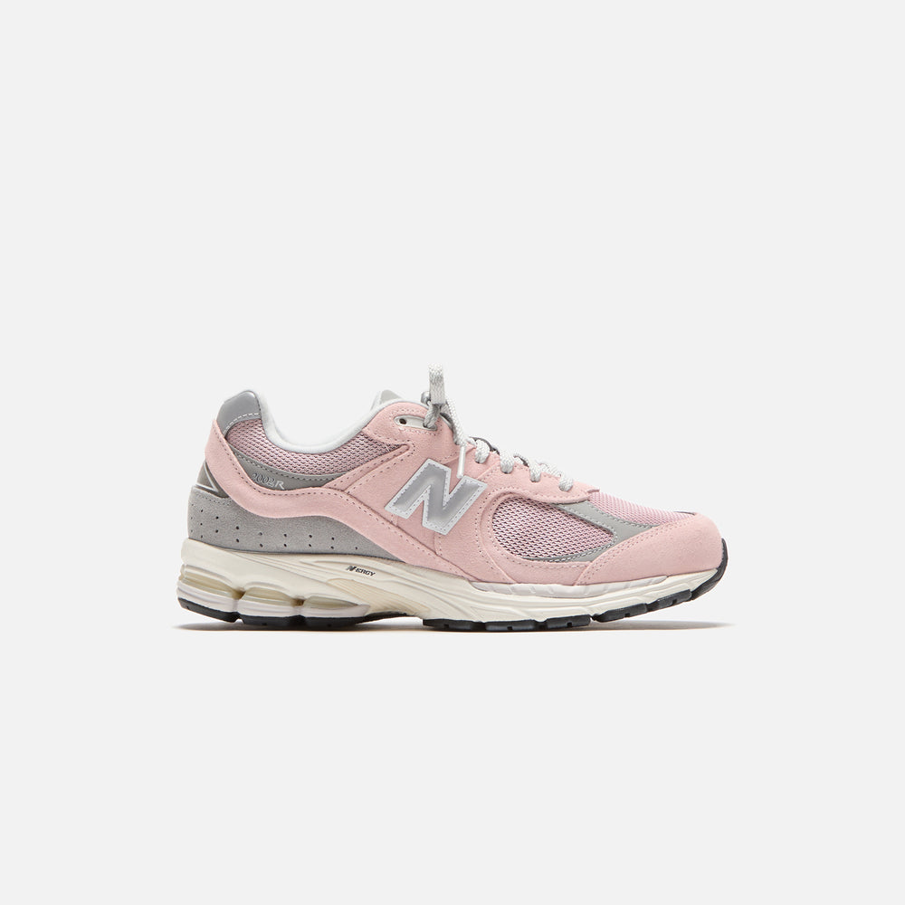 

Кроссовки New Balance 2002R, цвет Orb Pink
